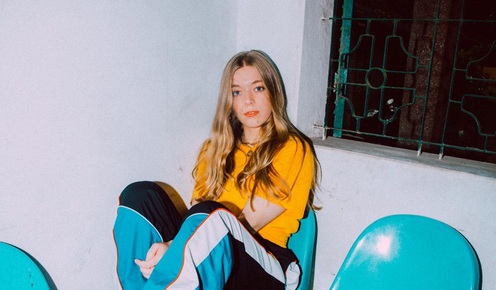 Reading Festival | Interview: Becky Hill declares her love for chips